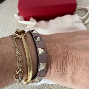 Valentino Garavani leather bracelet rockstuds